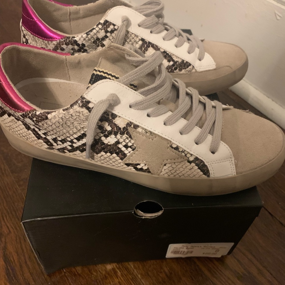 Shu Shop size 6